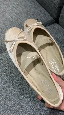 Gak nyangka aslinya lebih cantik #flatshoes #sepatuwanita #browngirl #rekomendasi 