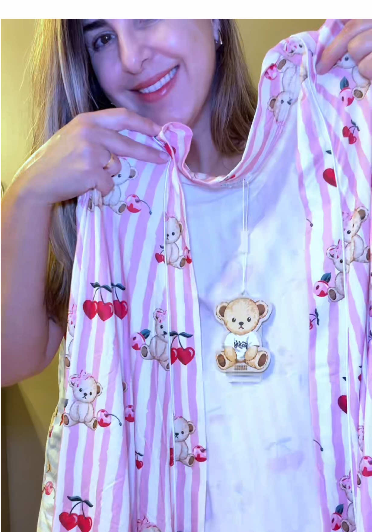 I’m obsessed with the @Ekouaer Teddy & Friends PJ’S Collection, they are so cute and high quality, I LOVE them! 🧸🎀🍒 Estou apaixonada pela coleção de pijamas Teddy & Friends da @ekouaerofficial , eles são muito fofos e de muita qualidade, Eu AMO!! 🧸🎀🍒 🔗 Link in the BIO in my @amazon Store Front  #ekouaer #pajamas #pjs #teddybear #amazonfashion @Amazon Fashion 