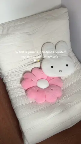 my favorite place in my room — this caterpillar lazy sofa ✨☁️ #lazysofabed #caterpillarlazysofa #dreamesofabed #dreame #homefinds