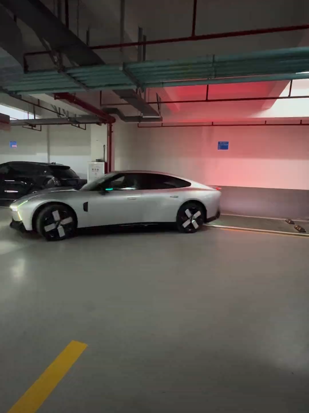 Xiaopeng P7 is so cool #cars #carros #electricvehicle #chinesecars #chinacars #carsoftiktok #cartiktok #automobile #vehicles