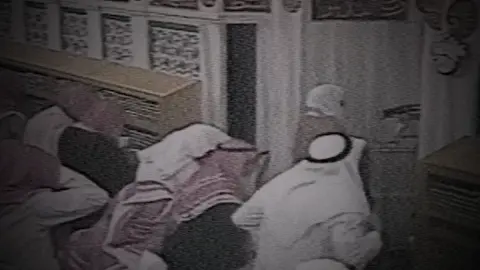 تلاوة جميلة للشيخ محمد ايوب رحمة الله عليه من سورة الكهف بترتيل جميل#محمد_ايوب#محمد_ايوب_رحمه_الله#quran#quranrecitation 