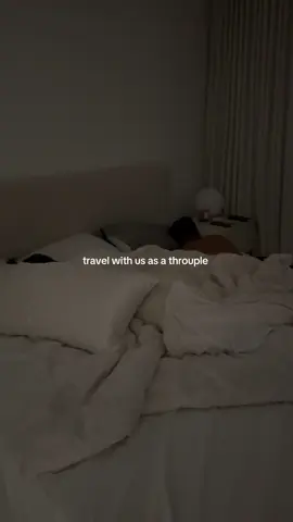 Two boyfriends mean I get to over pack and still not carry my own bag 🤭 pt. 1 of our Hawaii trip as a throuple #throuplecouple #datingstorytime #datingadvice #girlythings #throuplegoals 