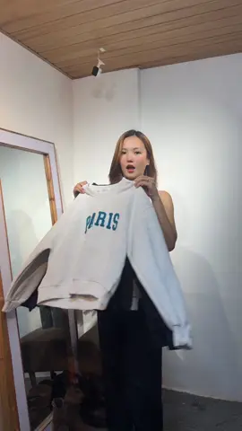 Sweatshirt & pant !!! Store location: Kathmandu,Macchapokhari  Instagram page :jd_outfits_ WhatsApp:9823398254,9843713211 #jd_outfits_ #machhapokhari #dmfororder #sweatshirt 