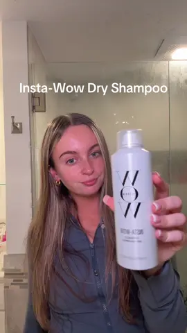 Gifted by Color Wow  Have you tried this dry shampoo yet by color wow?? It remover 95% of sebum in just one use, it’s definitely been a life saver for me! @colorwowhair @colorwow.hair #micdropmoment