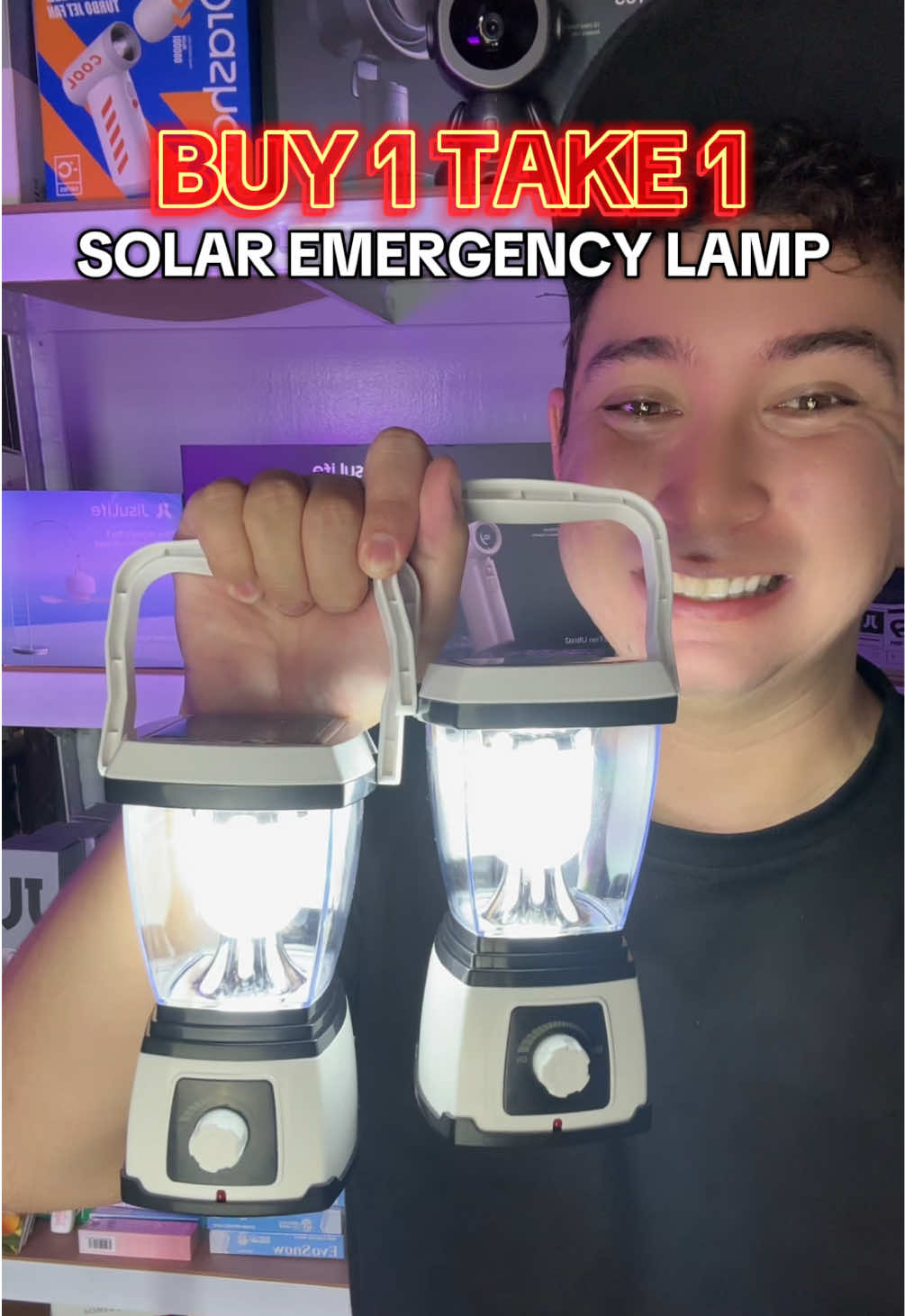 SOLAR EMERGENCY LAMP naka BUY 1 TAKE 1 😱✨ #solarlamp #emergencylamp #ledlamp #lamp #emergencylight 