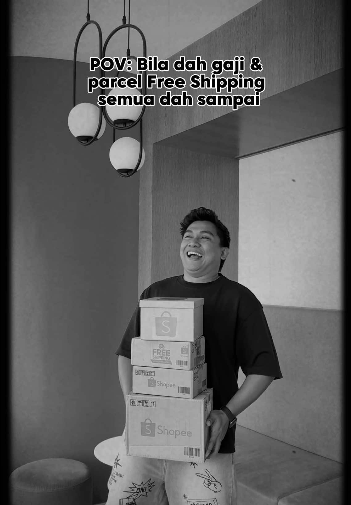 Dengan Shopee semuanya boleh rasa macam ni 😎 Lagi-lagi time gaji baru masuk, boleh shopping puas-puas sebab ada Free Shipping 📦 https://s.shopee.com.my/4q6W3UmqRH 📲 #ShopeeMY #ShopeeMYPaydaySale #ShopeeLagiMurah