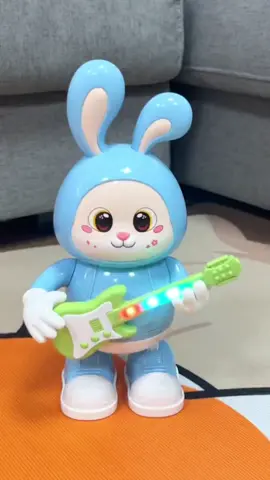 Đồ chơi thỏ đánh đàn guitar nhảy múa cho bé #dochoi #dochoitrungthu #dochoitreem #dochoichobe #dochoidethuong 