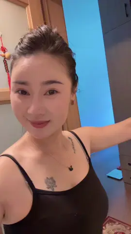 Mình gặp nhau khi anh còn quá bé #xh 