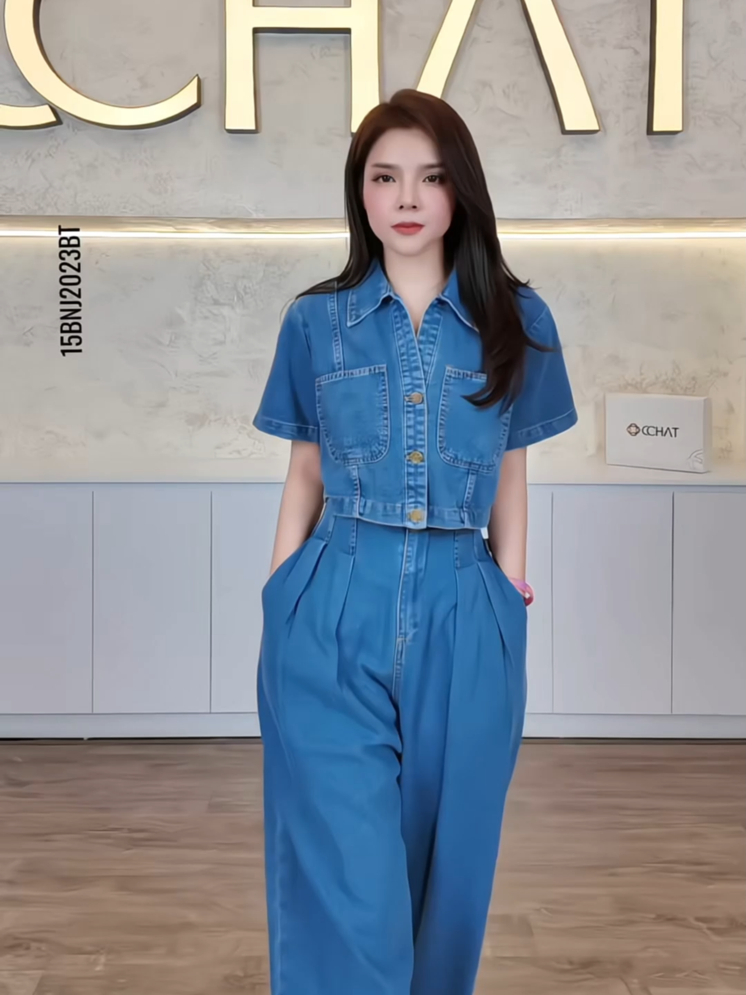 💙Tự tin làm chủ cuộc sống trong sắc xanh của set bộ jeans trẻ trung & bản lĩnh, một phong cách linh hoạt, năng động cho cô gái trong cuộc sống hiện đại ngày nay. #cchat #tiktokviral #thoitrangnu #denim #jeans