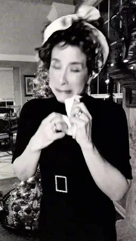 What are best friends for ? They make you feel better about yourself. Ethel was a true friend to Lucy! #ilovelucy  #ethel #ginastiktoks #chitchatwithgina #mamamels 