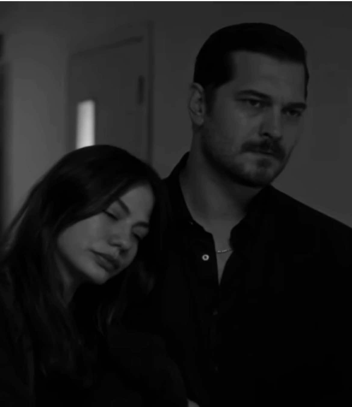 اعذريني كان م اقدر اجيك😓#demetozdemir #cagatayulusoy #eşrefrüya #4u #حلم_اشرف 