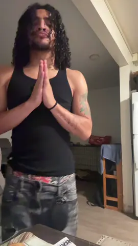 Haven’t posted in a while how are we chat!! #fyp #foryoupage #viral #trend #dance 