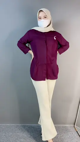 Ini say diwarna burgendy nya, kemkomendasi kemeja premium variasi bordir bahan jatuh adem say dipake nyaman pol bikin badan kelihatan makin slim🥰#ootdfashion #ootdhijab #kemeja #outfit #fyp 