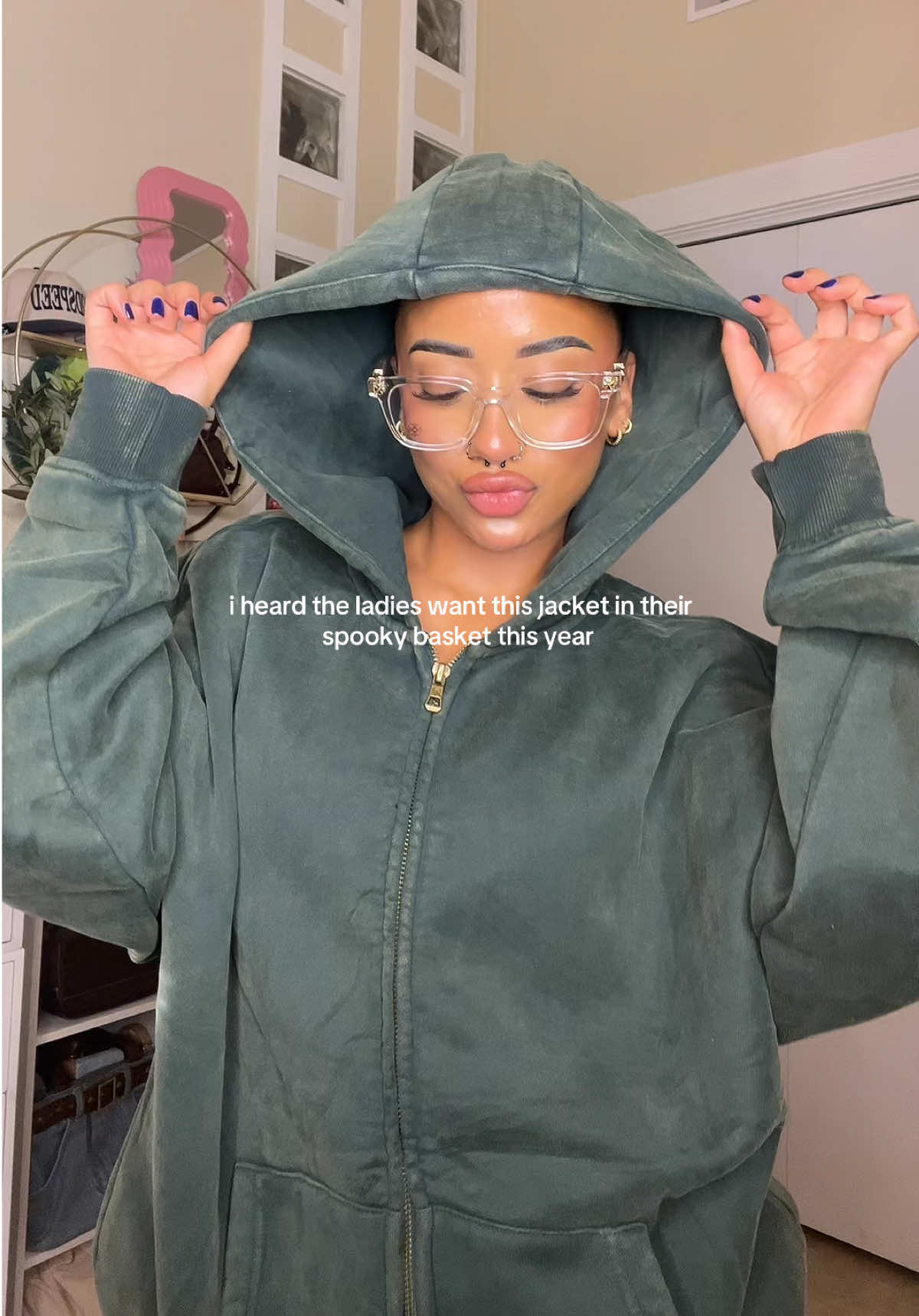 👂🏽and it’s on sale #fiablehoodie #tiktokshop #giftideas 