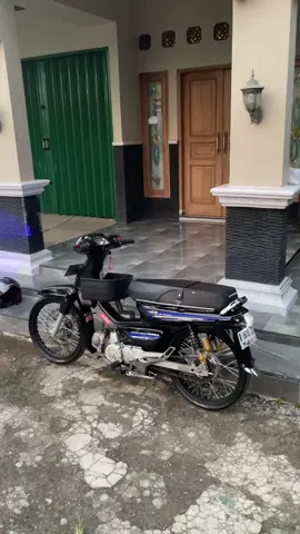 lagu jamane knalpot kleper😭 #astreagrandindonesia #derrdorgnk #4upage #fyp #adisDerrdor 