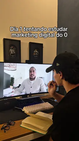 Pior que faz sentido 😂 . #marketingdigital #humor #raiamsantos #trefegopago #enzohelmer 