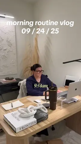 morning vlog | very first post surgery leg day (2 month break!!) with @Brendan  Rams and then PT at couch physical therapy before starting my work day 🩶  #dailyvlog #morningworkout #morningroutines #motivational #morningvlog @Maev @Briogeo @Ka'Chava 