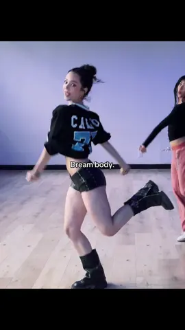 my dream body type WTF #danielaavanzini #katseye #katseye_daniela #fyp #daniela  @KATSEYE @daniela avanzini 