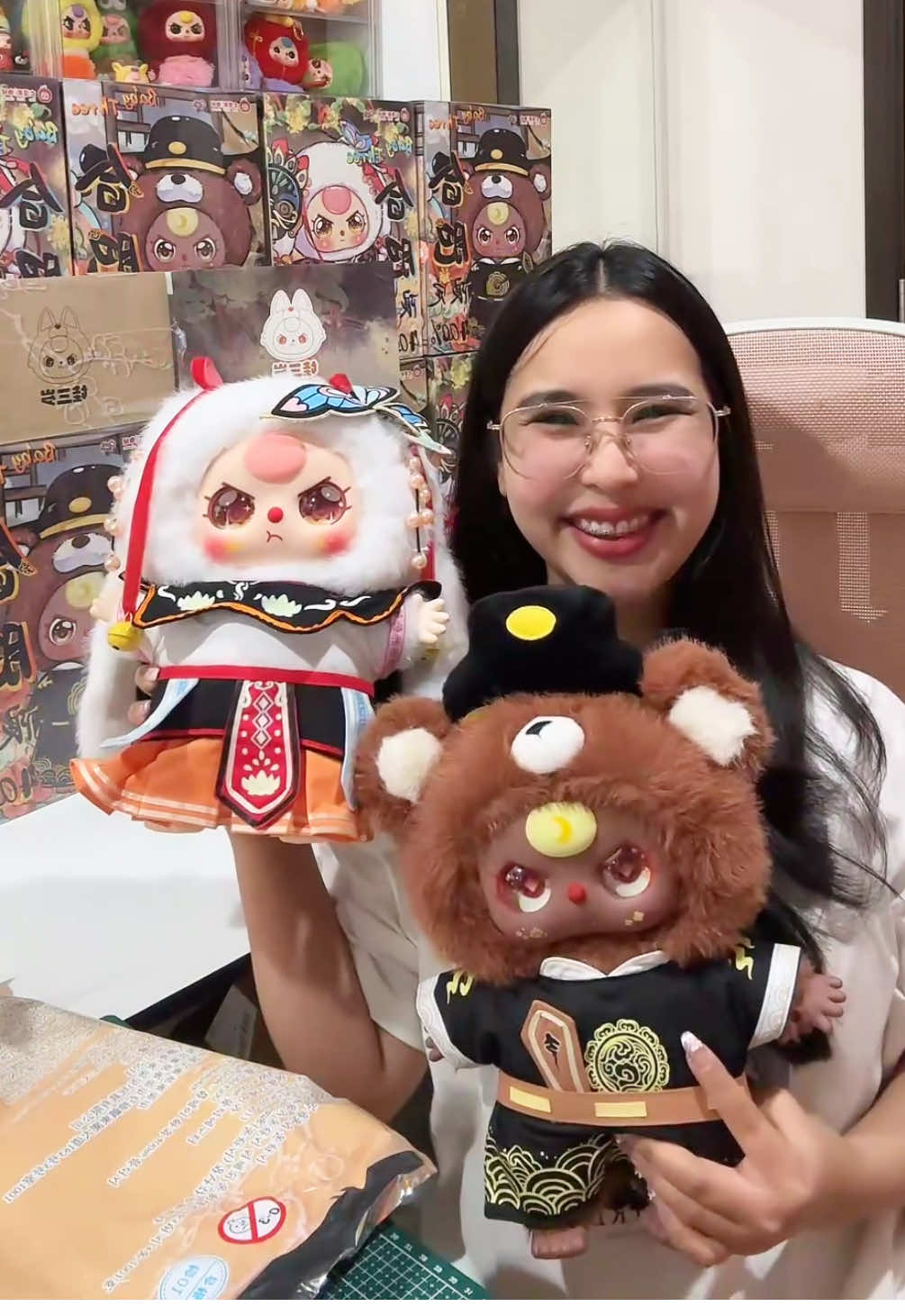 Baby Three Hefei Limited 400%🌙 เปาปุ้นจิ้นทำถึงมากคุณน้า คอลนี้น่ารักจนใจเจ็บ😍 เหม่งพระจันทร์ โซจึ้งเกิ๊น #babythreehefeilimited #เปาปุ้นจิ้น #เบบี้ทรีเปาปุ้นจิ้น #babythree #babythreelimited 