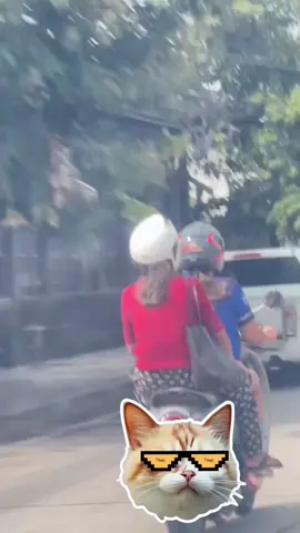 การสวมหมวกที่ถูกต้อง 😂 #ขําๆ #ตลก #ฮาๆ #คลายเครียด 