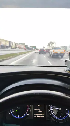 lelaki tak bercerita, tau tau pergi karaoke lagu spoon..😁 #tiktokers #myvideo #just4fun 