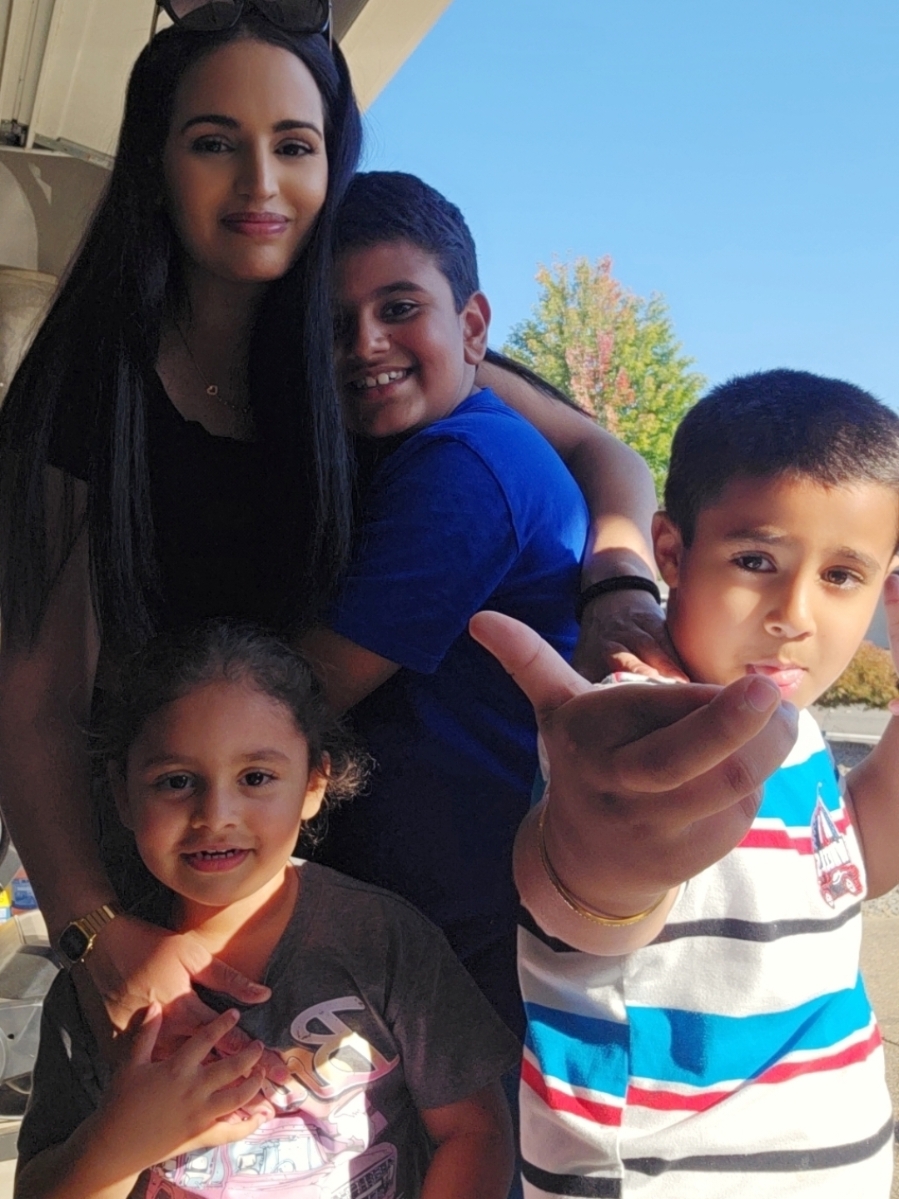 Phase in my life where the only place I want to be is with my tiny people and my husband. Maybe I will have time for other things in life later in life, but right now this is where my heart is. ❤️ 