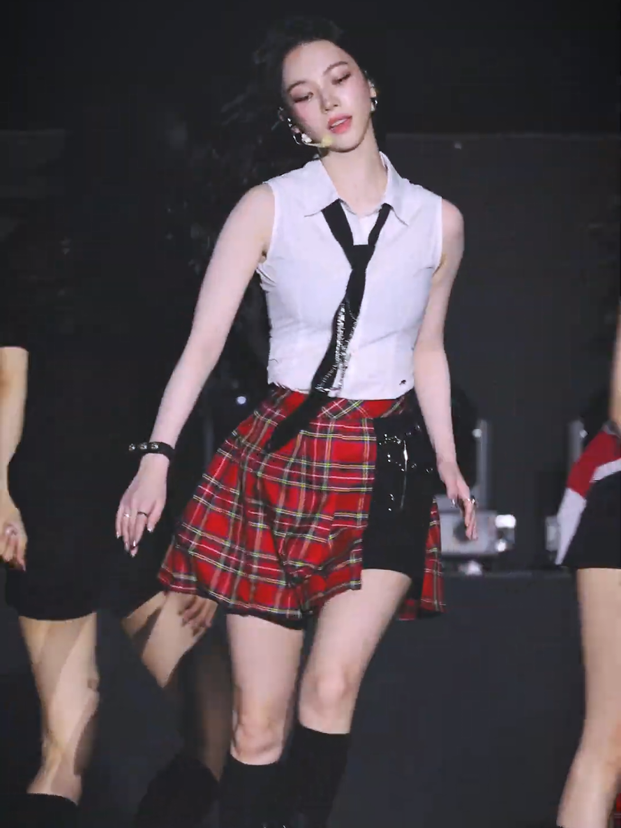 250921 aespa KARINA 'Whiplash' Fancam [cre: @TheSinStudio] #karina #aespa #fancam #foryou #fyp 