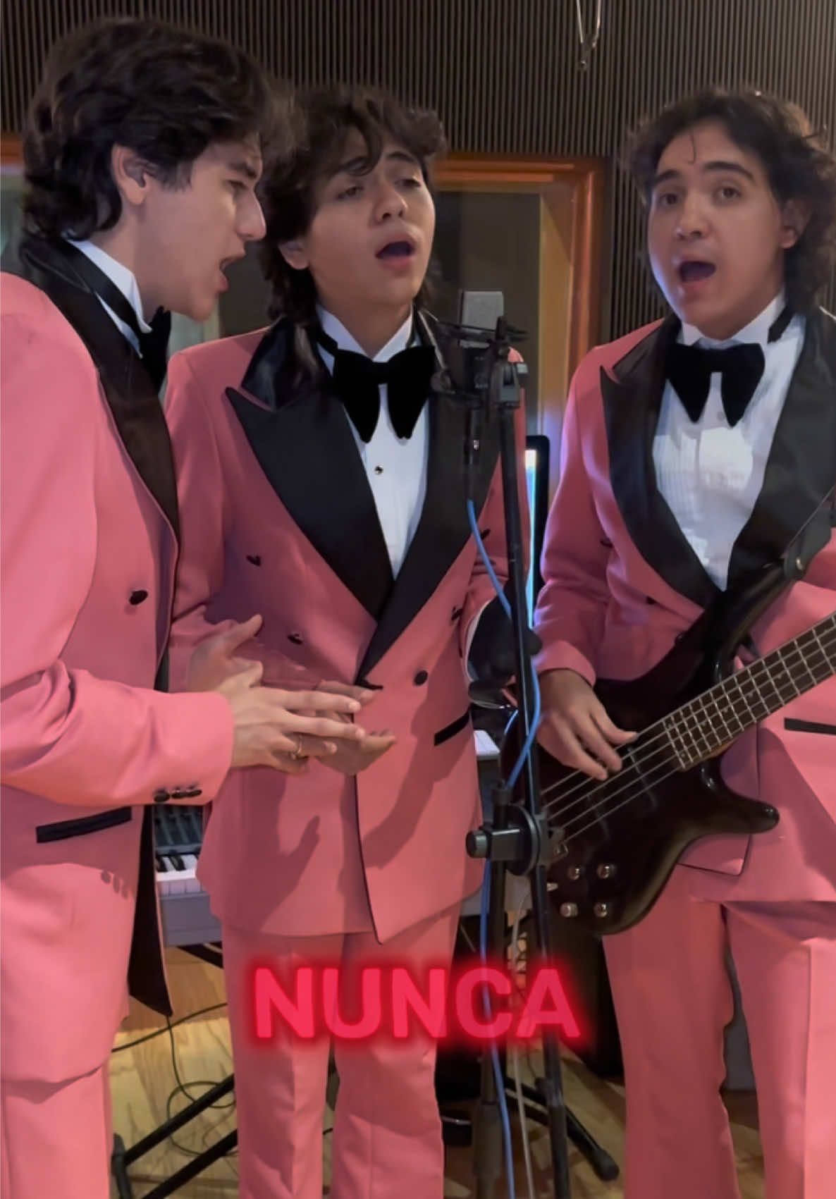 Y será 🥁 la última noche ! 😩 #tristeza #nostalgia #mexico🇲🇽 #lostemerarios #cumbiapedregal 