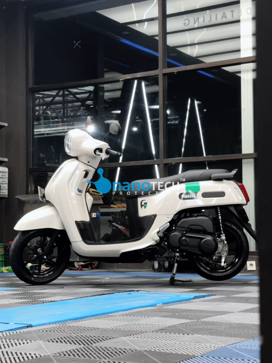 Paint Correction with POLISH STEP, Paint Protection with GRAPHENE HYBRID & dressing with BACK TO BLACK DRESSING  Detailing by: @house.of.nanotech 