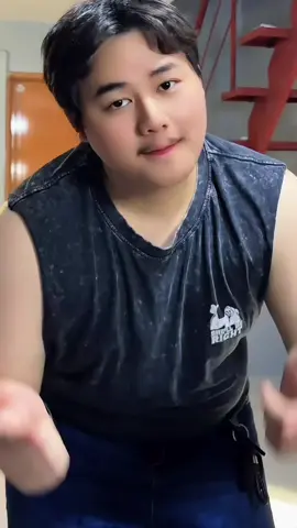 Sobrang nakaka vibes yung kanta hahaha. #fyp #foryoupage #jorts #jortsoutfit #denim 