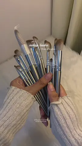 makup brushes set >> #makeupbrushes #setofbrushes #makeup #grwm #fashionfinds 