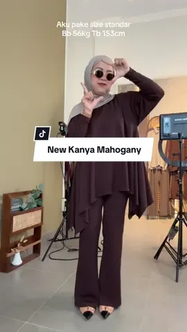 Siapa yang semalem checkout ini? Ditunggu yaa po dulu 1 mingguan aja ga lama ya 🤭 #setcel #knitting 