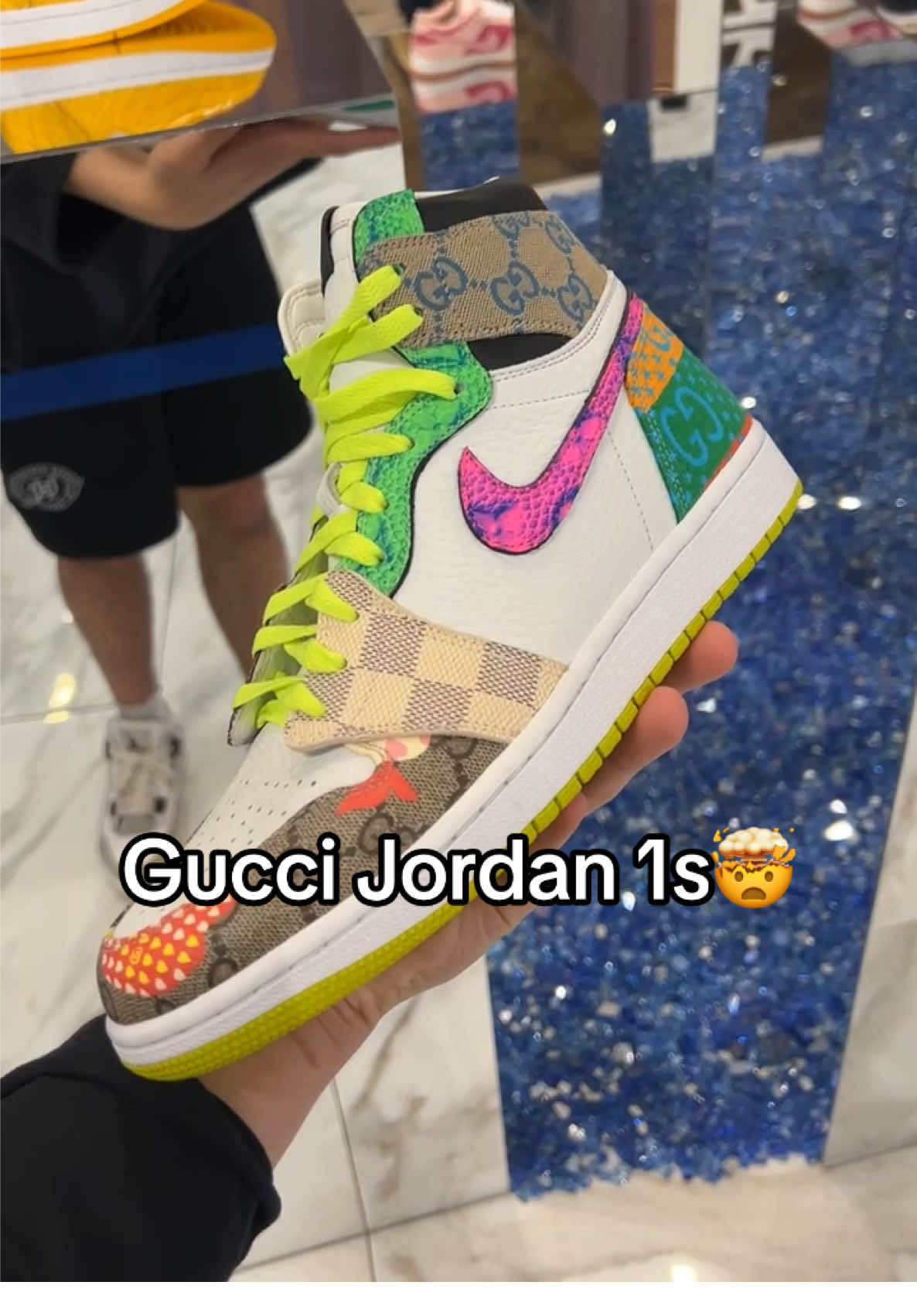 These are insane🔥 #sneakers #sneakerhead #fy #foryou #gucci 