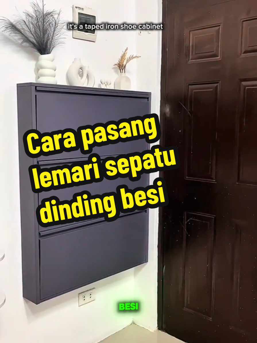 Langsung pasang gais #lemarisepatubesi #raksepatubesi #lemarisepatuestetik #lemarisepatutertutup #raksepatususuntertutup 