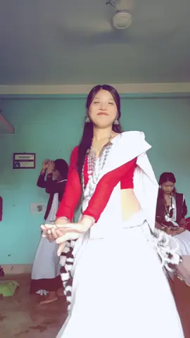 San San Chale le hawa mor umariya k 🙈🙈🤭#Dance_garna_aayna #tharuniyaaaaaaa😙🥀🌍 #soni😊💫💫 #tharusong #fpyyyyyyyyyyyyyyyyyyyyyy 