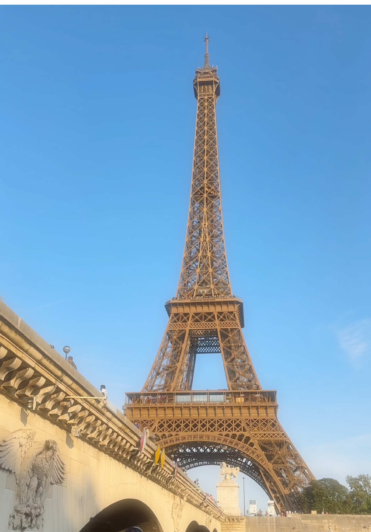 怎麽變成一個人去巴黎 #旅行 #巴黎 #法国 #塞納河畔 #巴黎鐵塔 