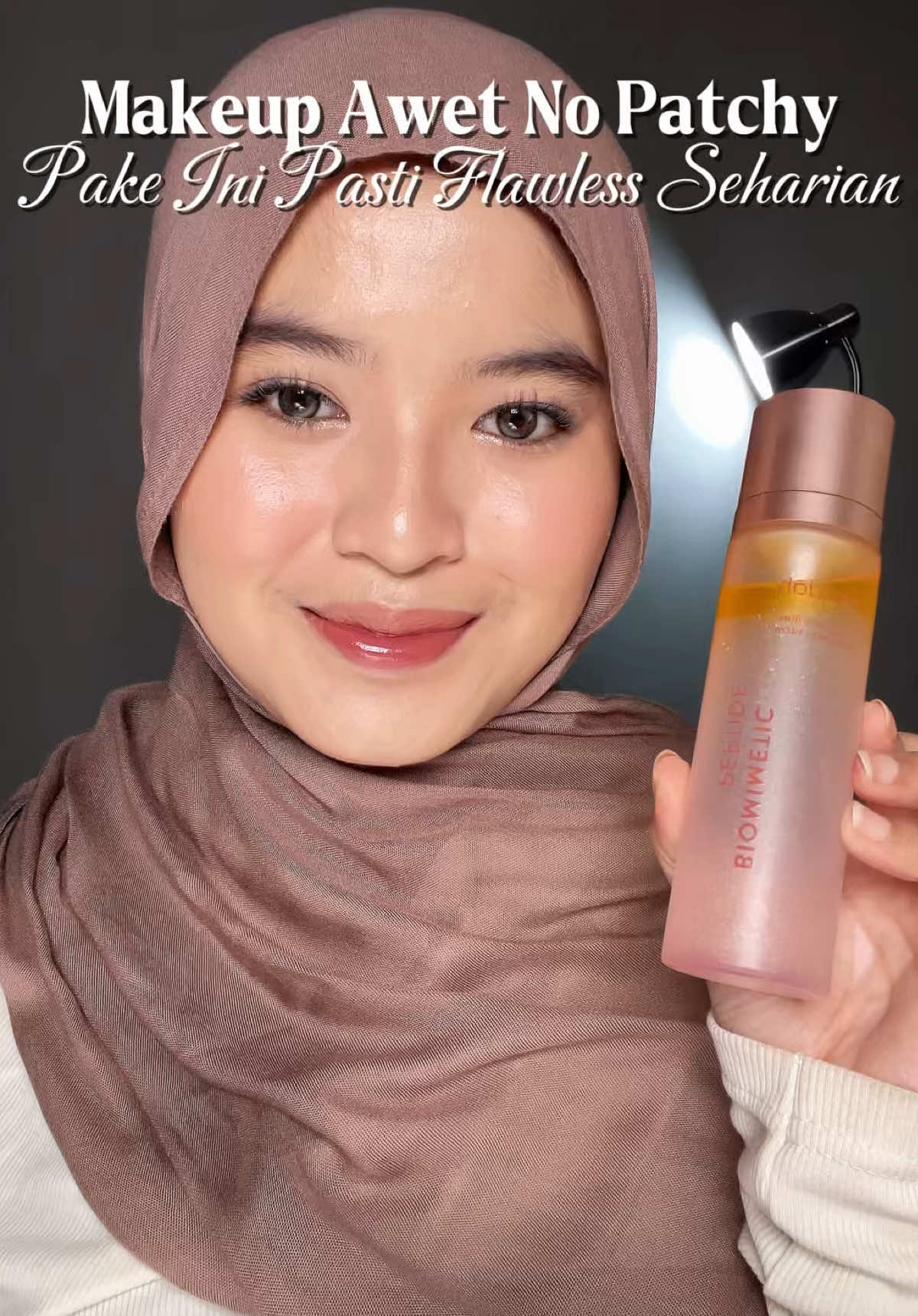 spray serum yg satu ini beneran ga kaleng-kaleng, liat aja sebagus itu kan dipake aku😭🫶🏻 @Wardah Beauty Official  #WardahSerumSpray #SerumViral #BetterThanOtherSpray 