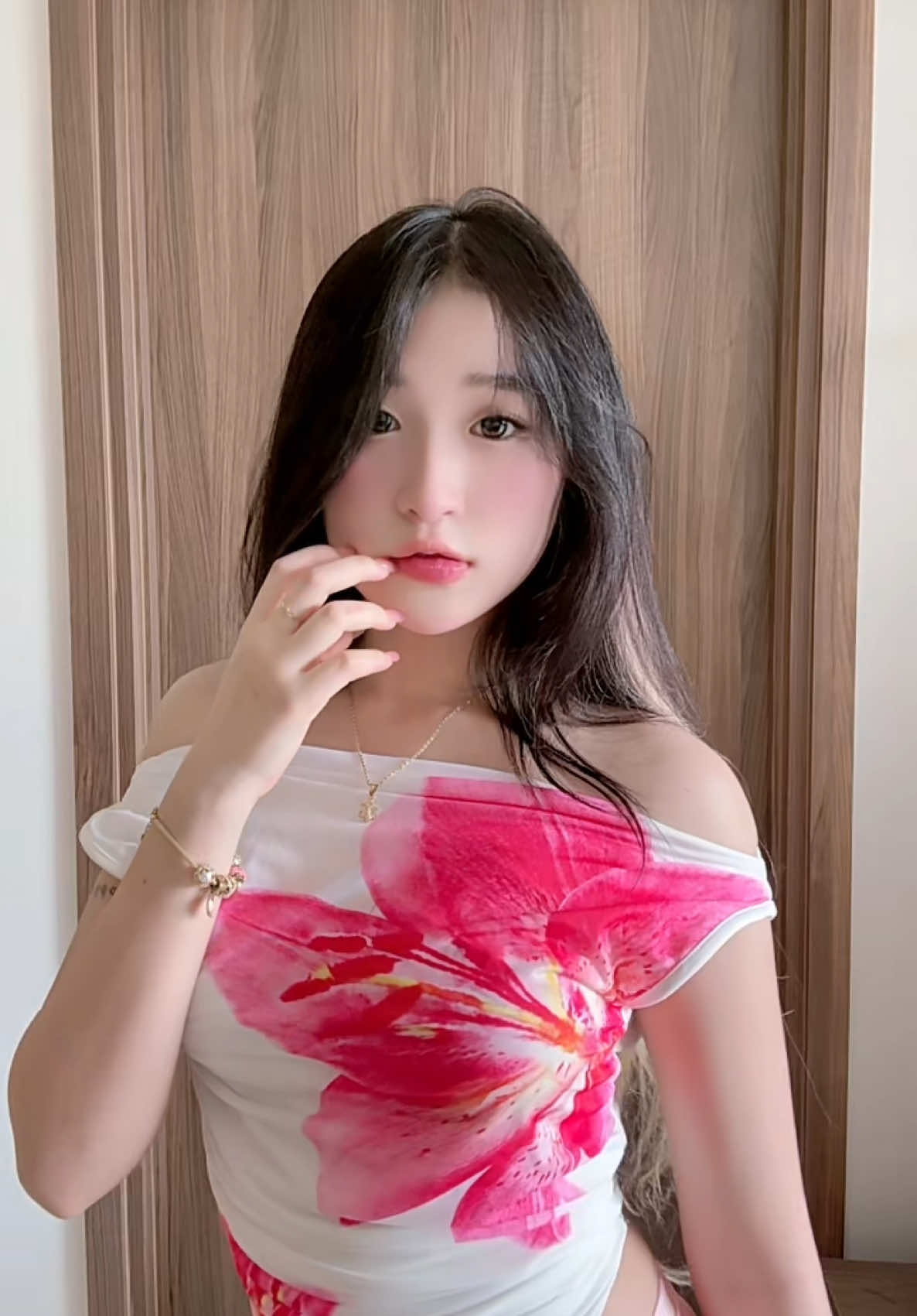 cô gái hoa🌺 #viral #xuhuongtiktok #fyp #dance #trending 