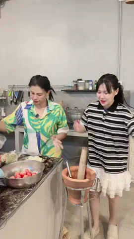 ครกใหม่มาแล้ว ไฉไลกว่าเดิม