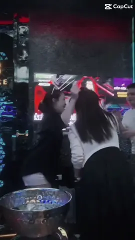 Sáp lại K ai chịu nỗi @Pé bông -83 🤭🤭🤭#quây_lên 