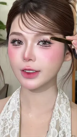 Layout quốc dân cho mấy bà bèo nè ❤️❤️❤️ #makeupdepsaigon #makeupsaigon #makeupdep #makeuptannha #makeupkhachtiectainha #makeupquanphunhuan #makeupquan3 #makeupsg #hanngocmakeup 