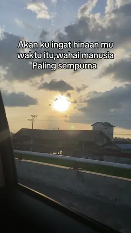Ucapan mu waktu itu paling menyakitkan , Akan ku buktikan bahwa ucapan mu itu , adalah motivasi untuk ku … Dan trimkasihh telah mengingatkan ku bahwa hinaan dan rendahan mu itu akan membuat ku lebih bersemangat untuk menggapai apa yg belum aku miliki saat ini  #fyppppppppppppppppppppppp  #masukberandafypdongg #bawidayakkalteng #palangkarayakaltengfyp #fypviraltiktok🖤シ゚☆♡ 