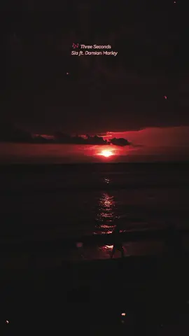 three seconds..#CapCut #goldenhour 