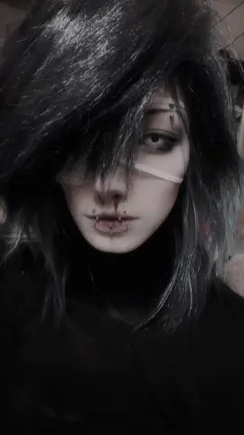 #emo #alt #mlm #transmasc @another dog 