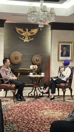 Desakan reformasi di tubuh Polri menguat, pasca-demo Agustus 2025. Akankah tim reformasi yang baru mampu mengembalikan wajah Polri yang humanis dan profesional? Rosianna Silalahi mewawancarai Kapolri Jenderal Listyo Sigit Prabowo. Saksikan dalam ROSI episode Kapolri: Mundur Itu... Tayang Kamis, 25 September 2025 pukul 20.30 WIB, eksklusif di KompasTV. #kompastv #rosikompastv #rosiannasilalahi #kapolri #listyosigitprabowo 