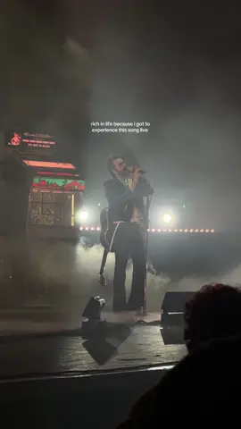 had an out of body experience @Lord Huron #lordhuron #lordhuronthenightwemet #lordhuronconcert #lordhuronconcertlondon #takemebacktothenightwemeet 