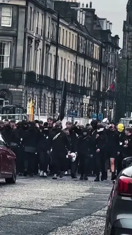 casual football outfit di profil☘️🕊🏴󠁧󠁢󠁥󠁮󠁧󠁿☝ #casualfootball #casualculture #ultrashooligans #casualoutfits 