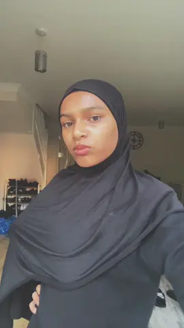 Like sugar on my tongue #aishatmypants #dontletthisflop #fyp #viralvidoes #hijabi 