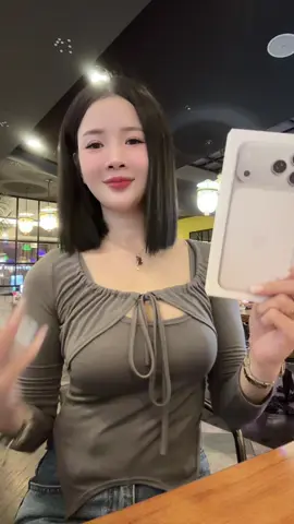 đú trend tý ạ 📞.           #iphone17promax #xh #fypシ゚ 