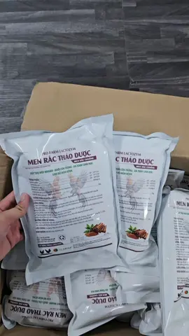 Anh em nào mà nuôi gà trong nhà như này nè #baotondongvat #yeuthuongdongvat #ganoi 